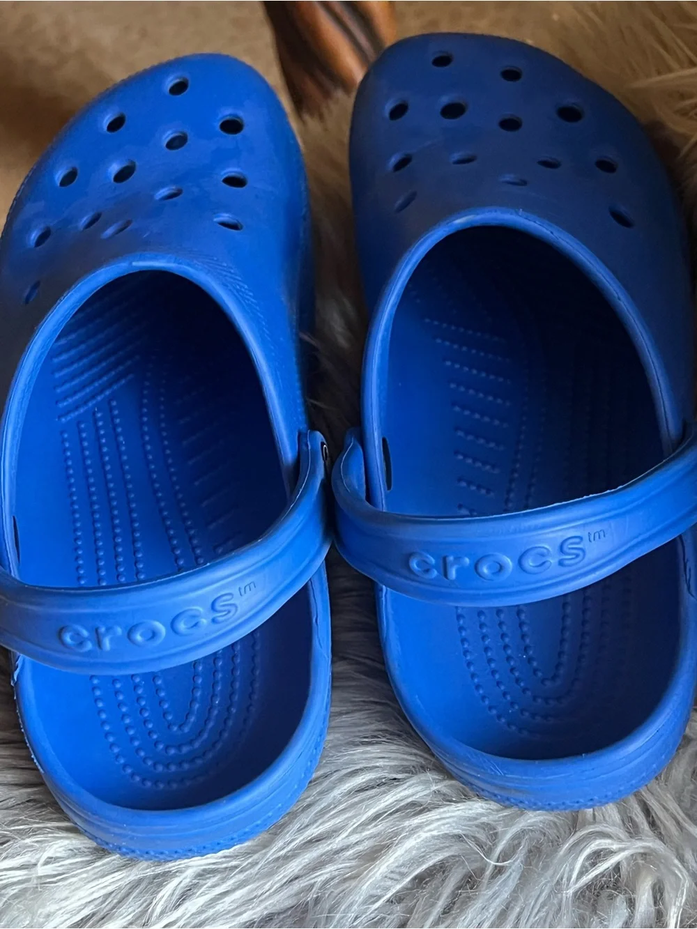 CROCS lightweight clog